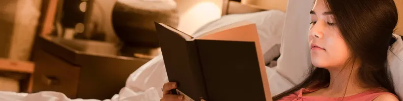 How Reading Before Bed Can Improve Your Sleep
